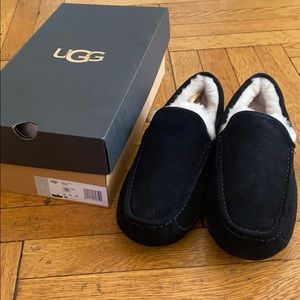 100% Authentic UGG Ascot Black Mens Slippers